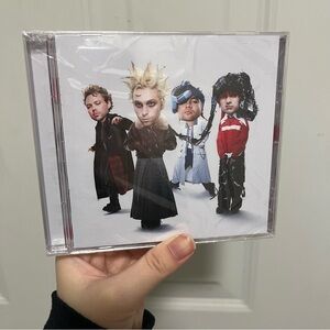 5 Seconds of Summer 5SOS Everyone’s A Star CD Album!